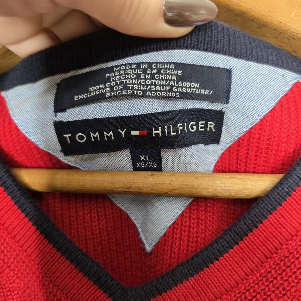 Tommy Hilfiger Mens Red Ribbed Cotton V-Neck Sweater Vest XL Crest Logo Navy - Picture 5 of 12